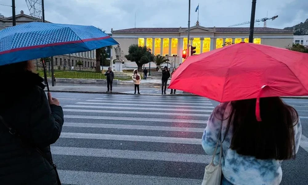 Tοπικές βροχές σε όλη τη χώρα το τριήμερο – Τι καιρό θα κάνει τα Θεοφάνεια